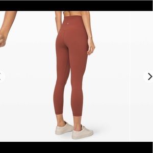 Rustic Clay Lululemon 25” aligns